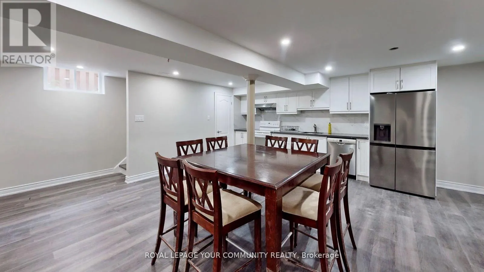 52 LOFTHOUSE DRIVE