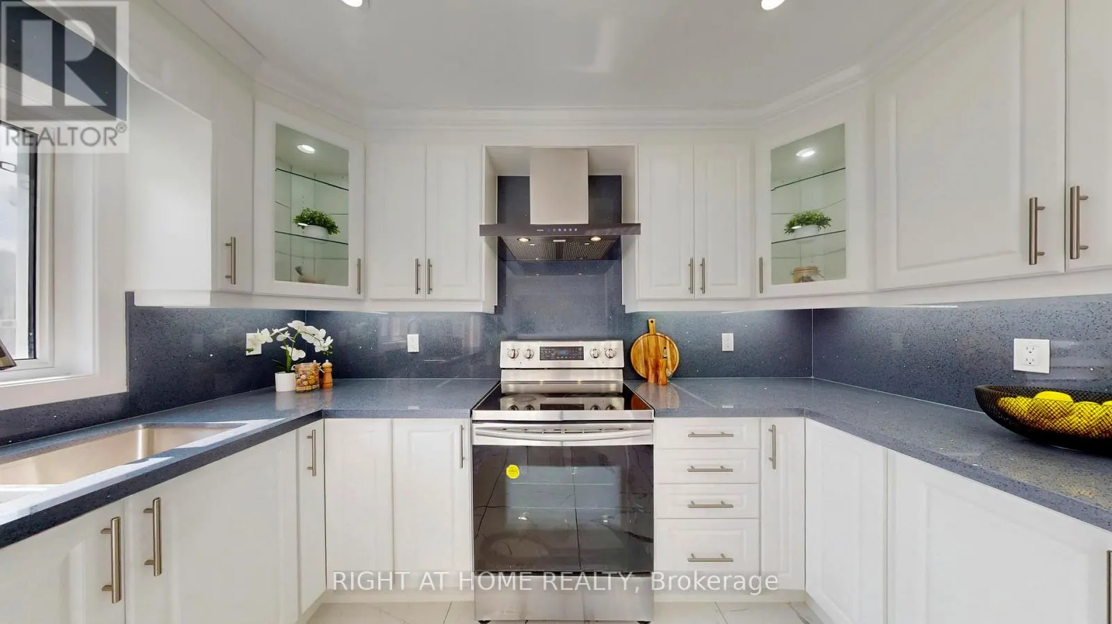 55 TILLEY ROAD
