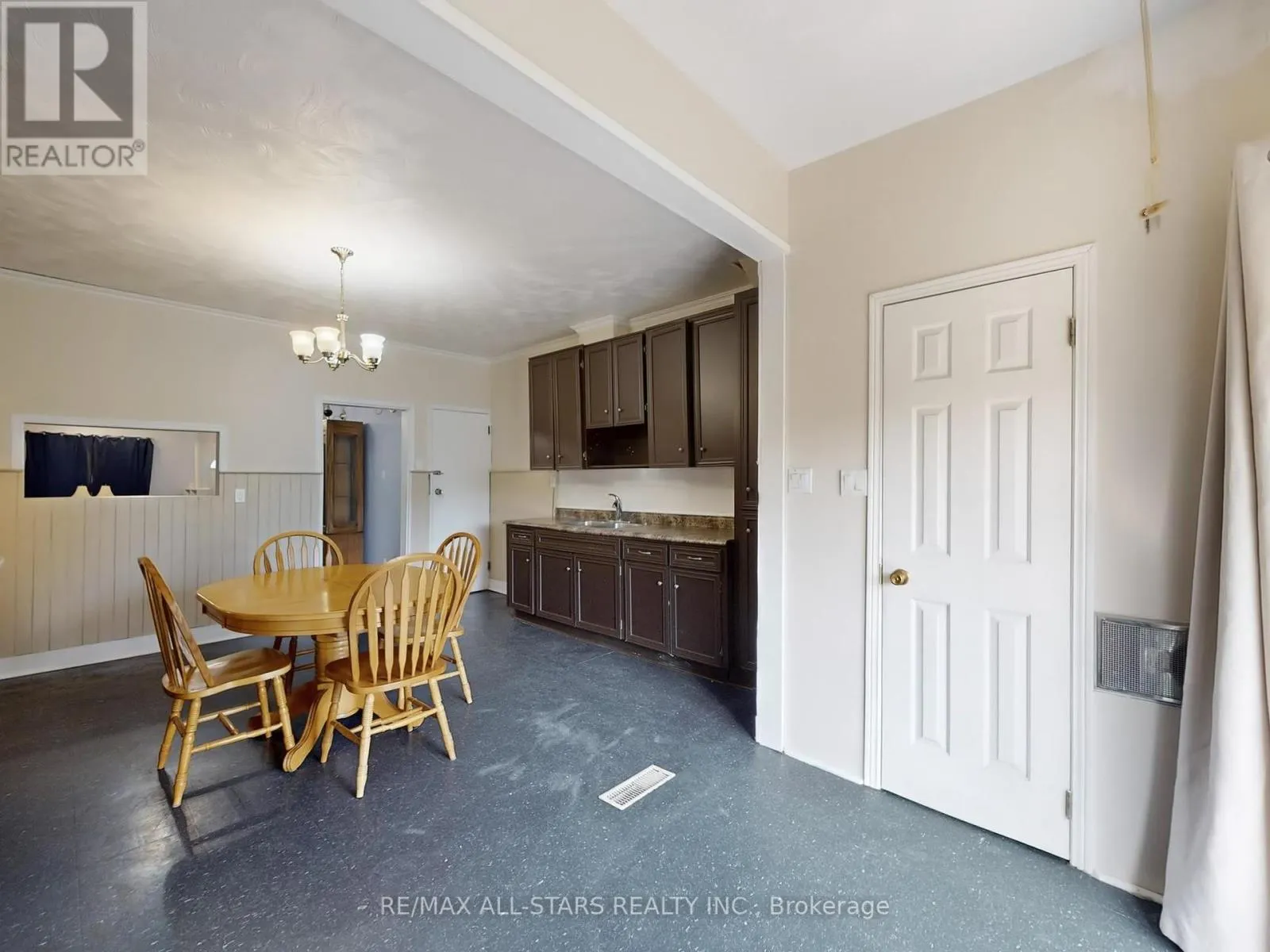 145 BOULTBEE AVENUE