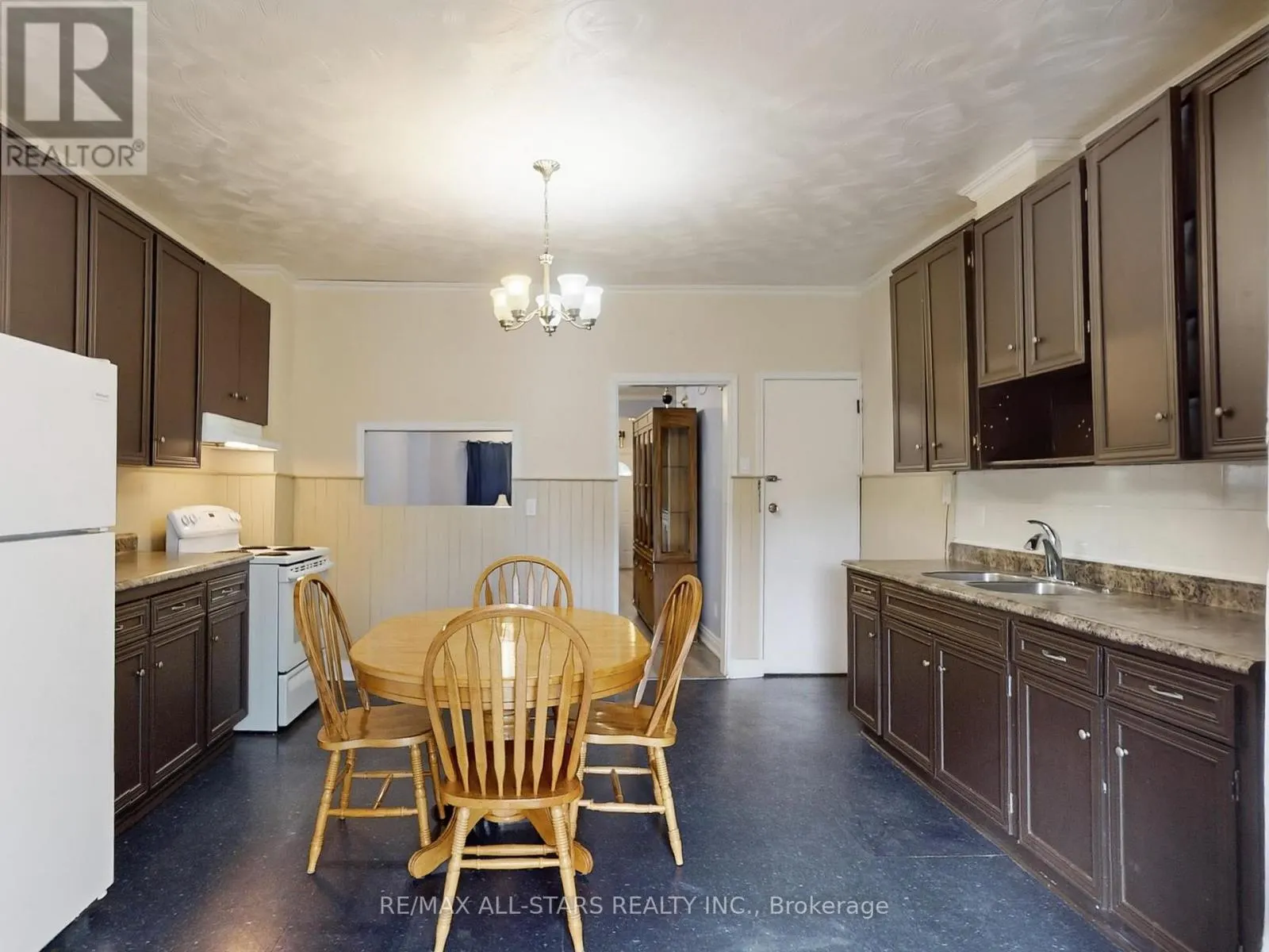 145 BOULTBEE AVENUE