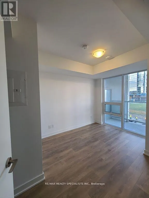 310 - 2033 KENNEDY ROAD