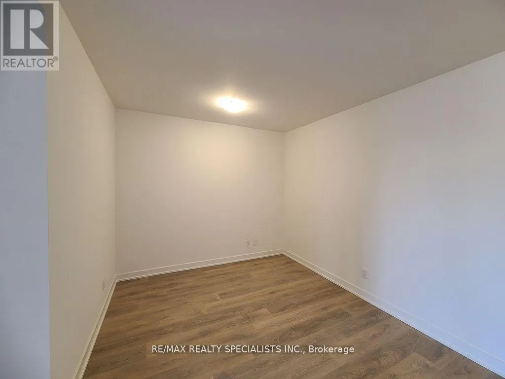 310 - 2033 KENNEDY ROAD
