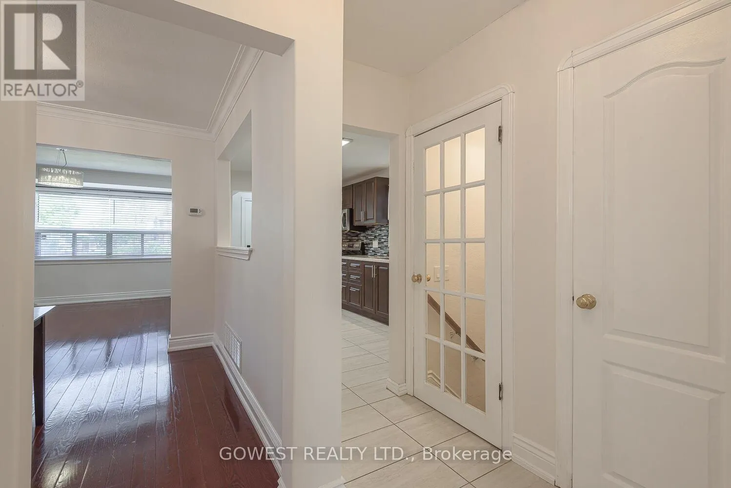 1 FAIRBOURNE CRESCENT
