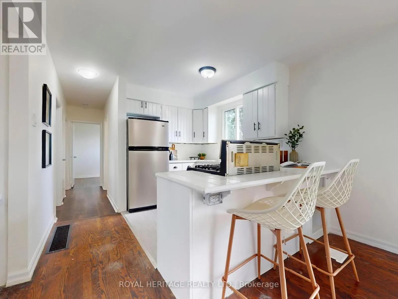 1002 MCCULLOUGH DRIVE