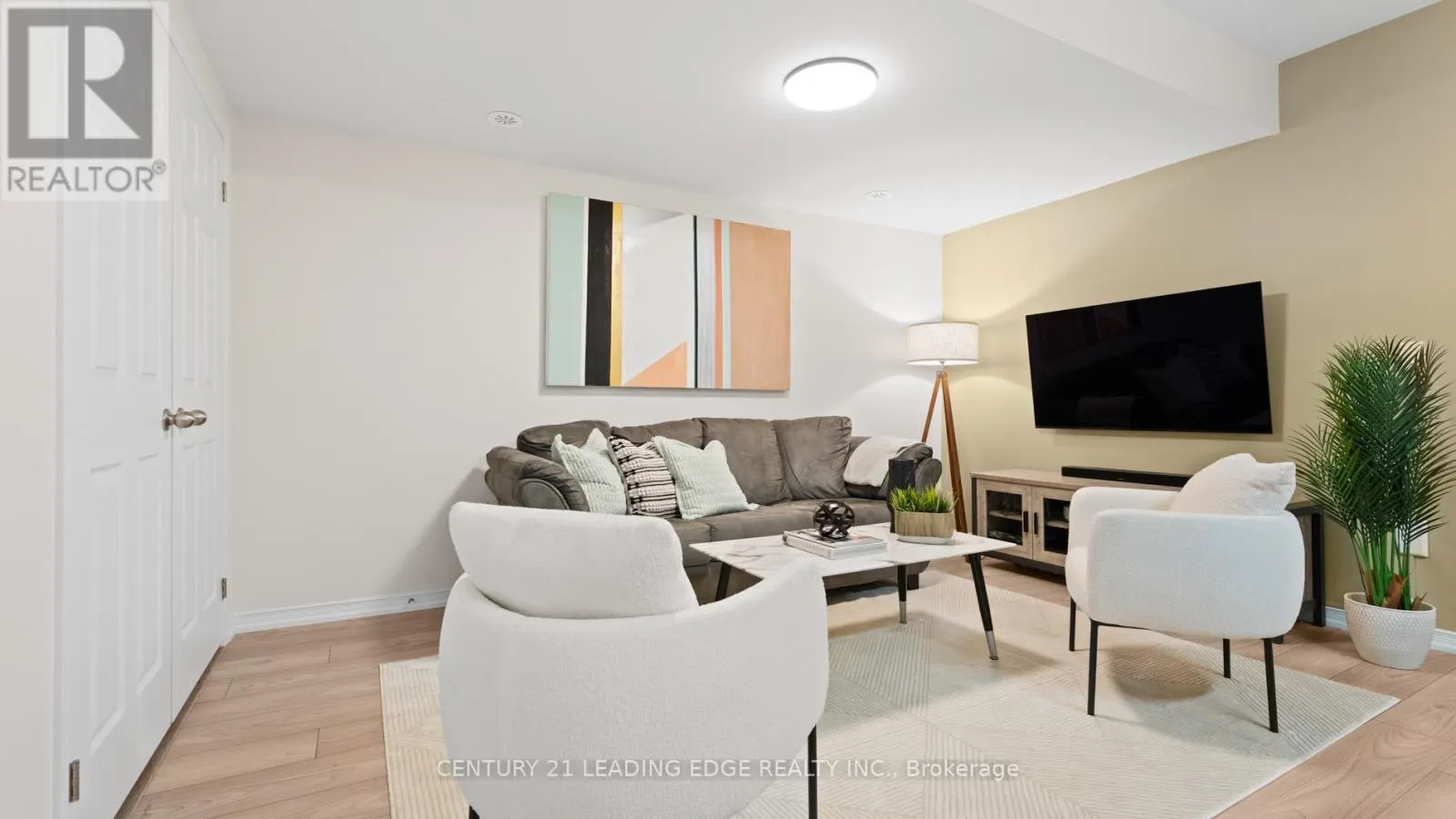 112 - 8835 SHEPPARD AVENUE E