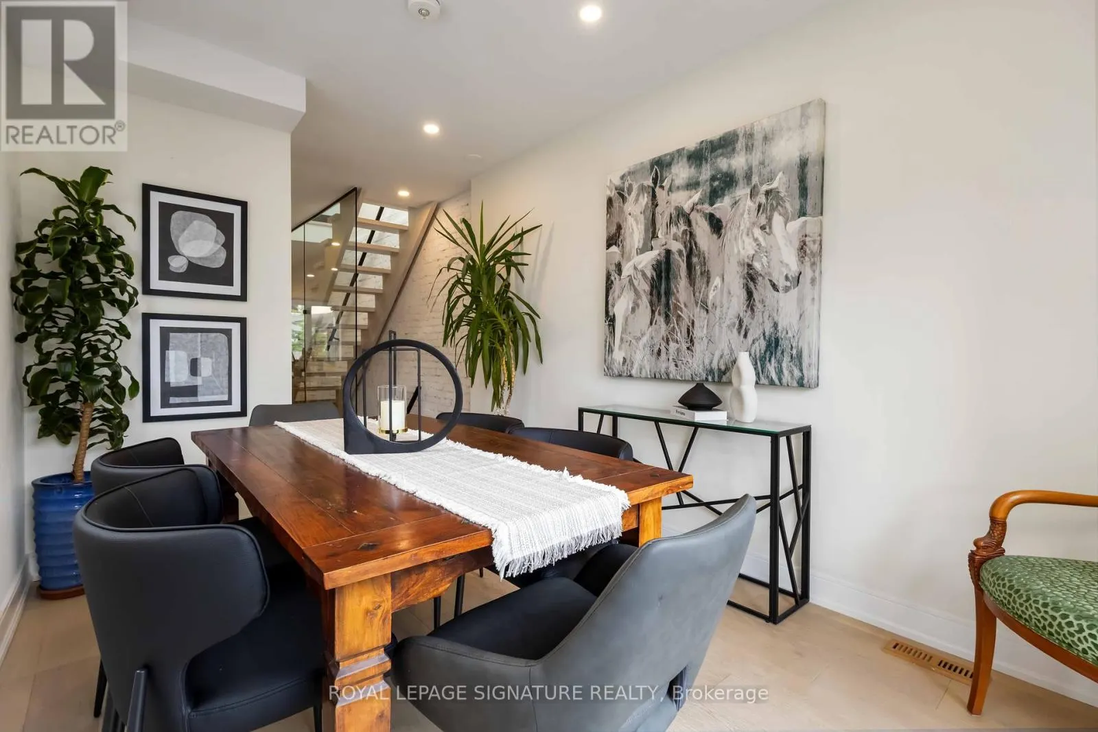 56 DRAYTON AVENUE