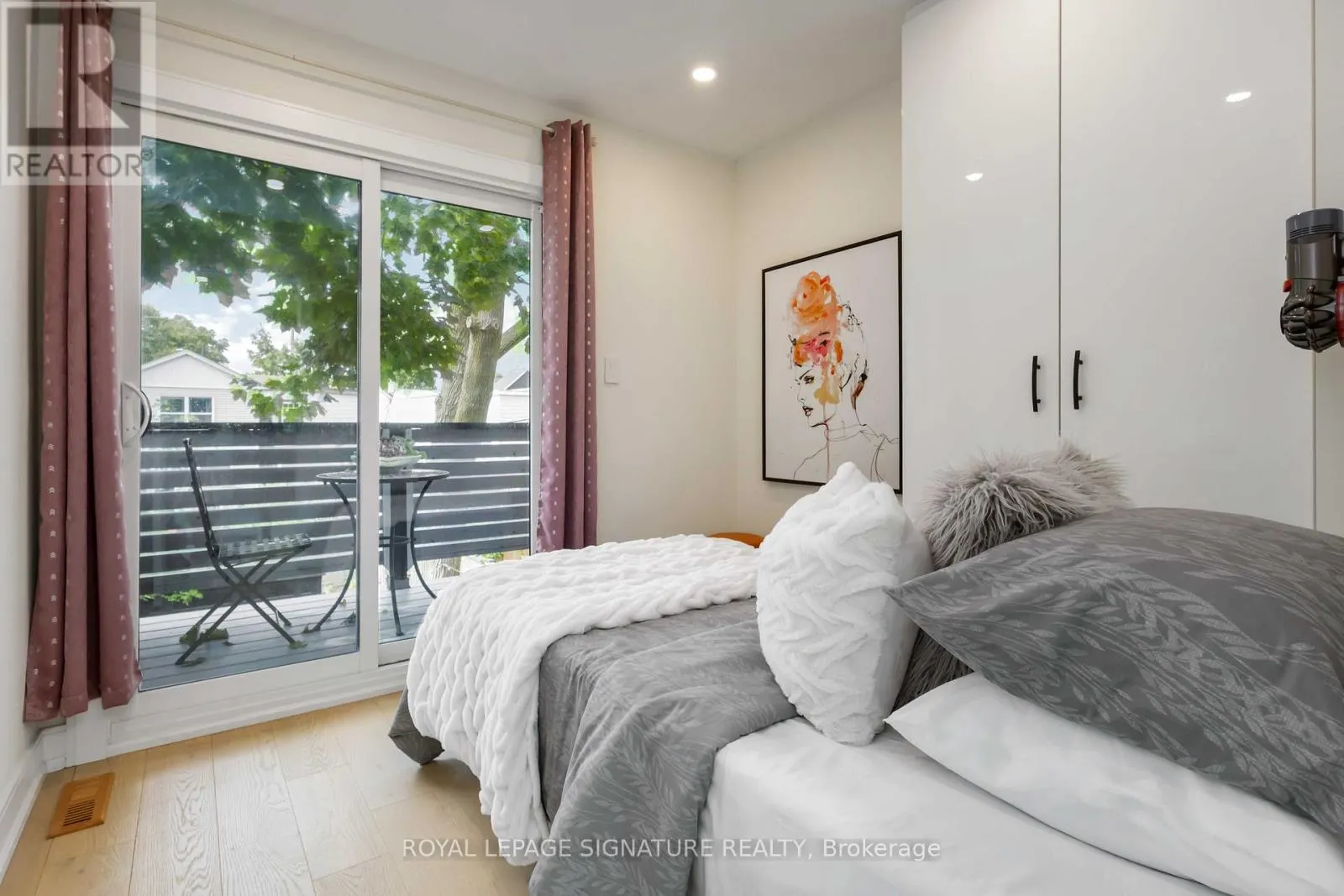 56 DRAYTON AVENUE