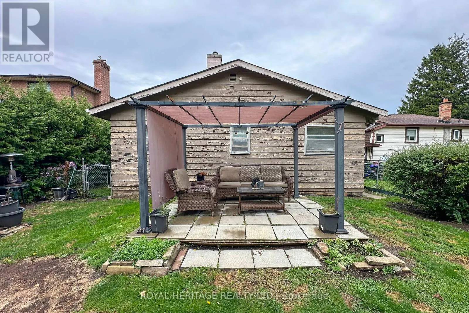 86 SCARBORO AVENUE