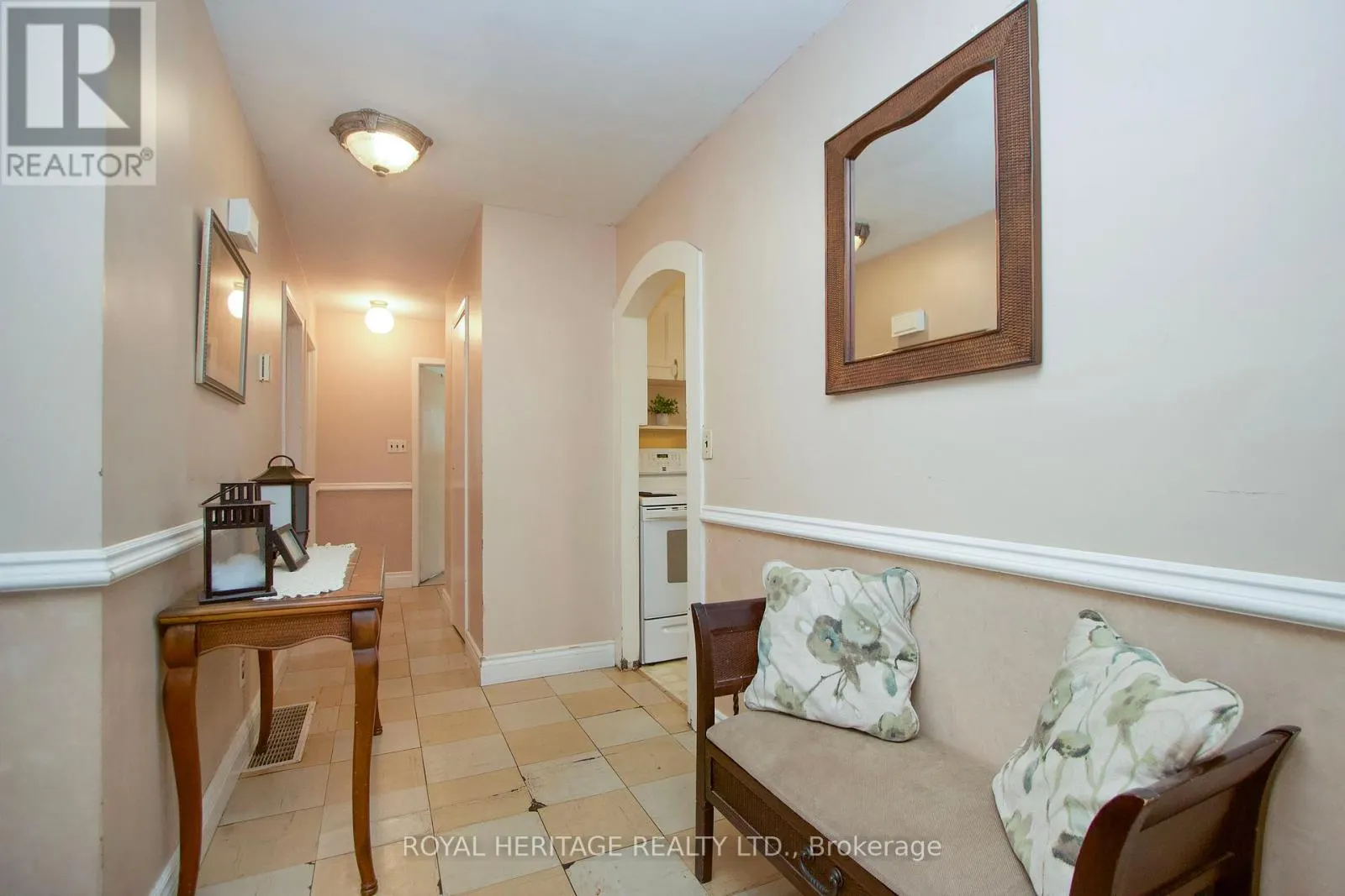 86 SCARBORO AVENUE