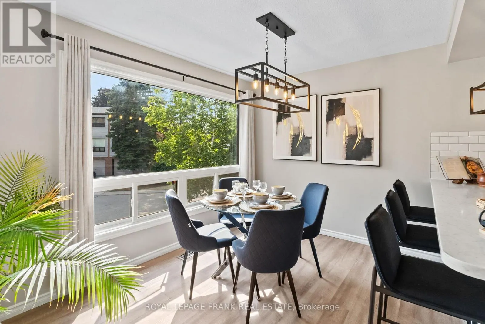 9 THE BRIDLE PATH