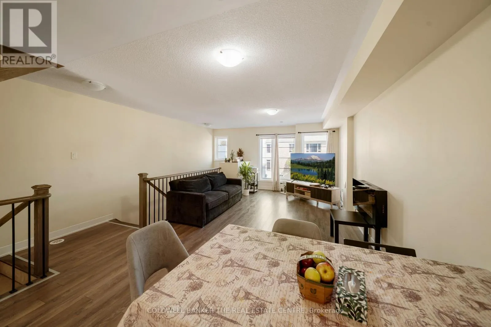 106 - 67 DONALD FLEMING WAY