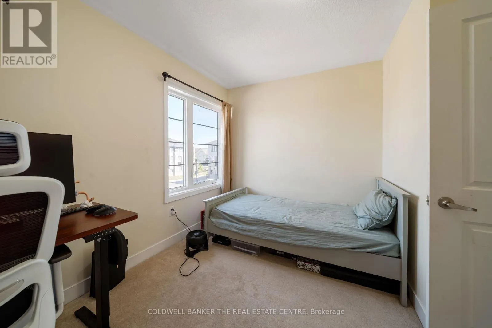 106 - 67 DONALD FLEMING WAY