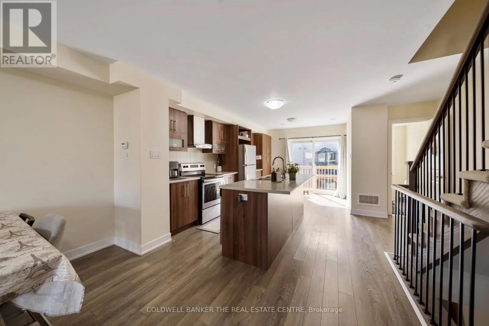 106 - 67 DONALD FLEMING WAY