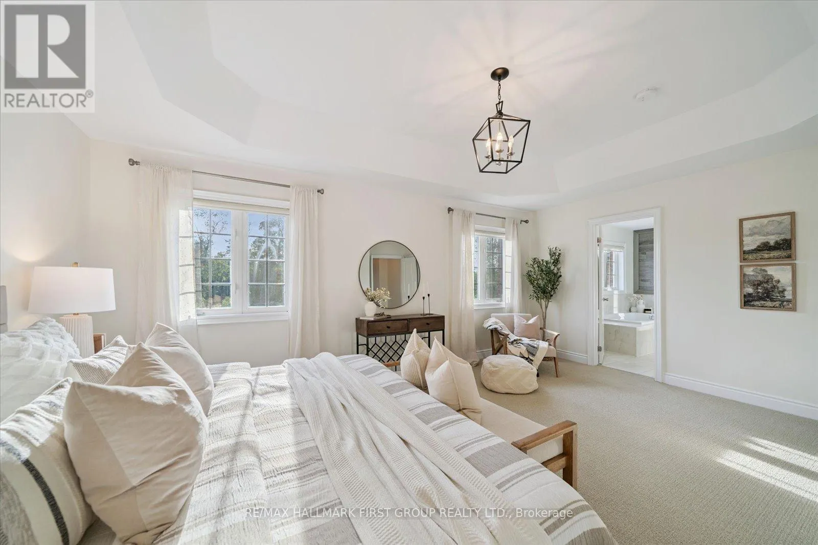 89 STOCKELL CRESCENT