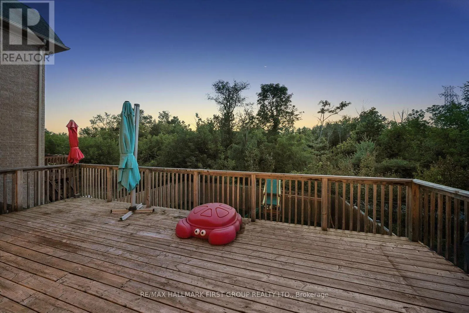 89 STOCKELL CRESCENT