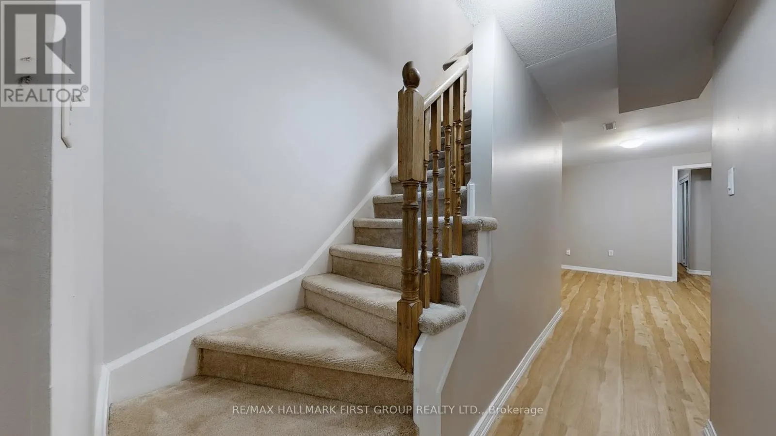 39 ROBIDEAU PLACE