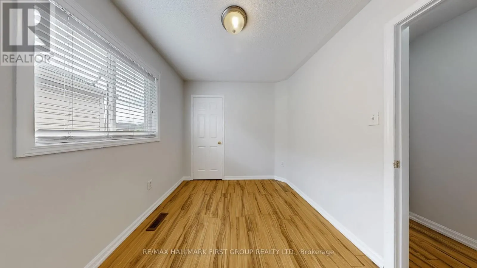 39 ROBIDEAU PLACE