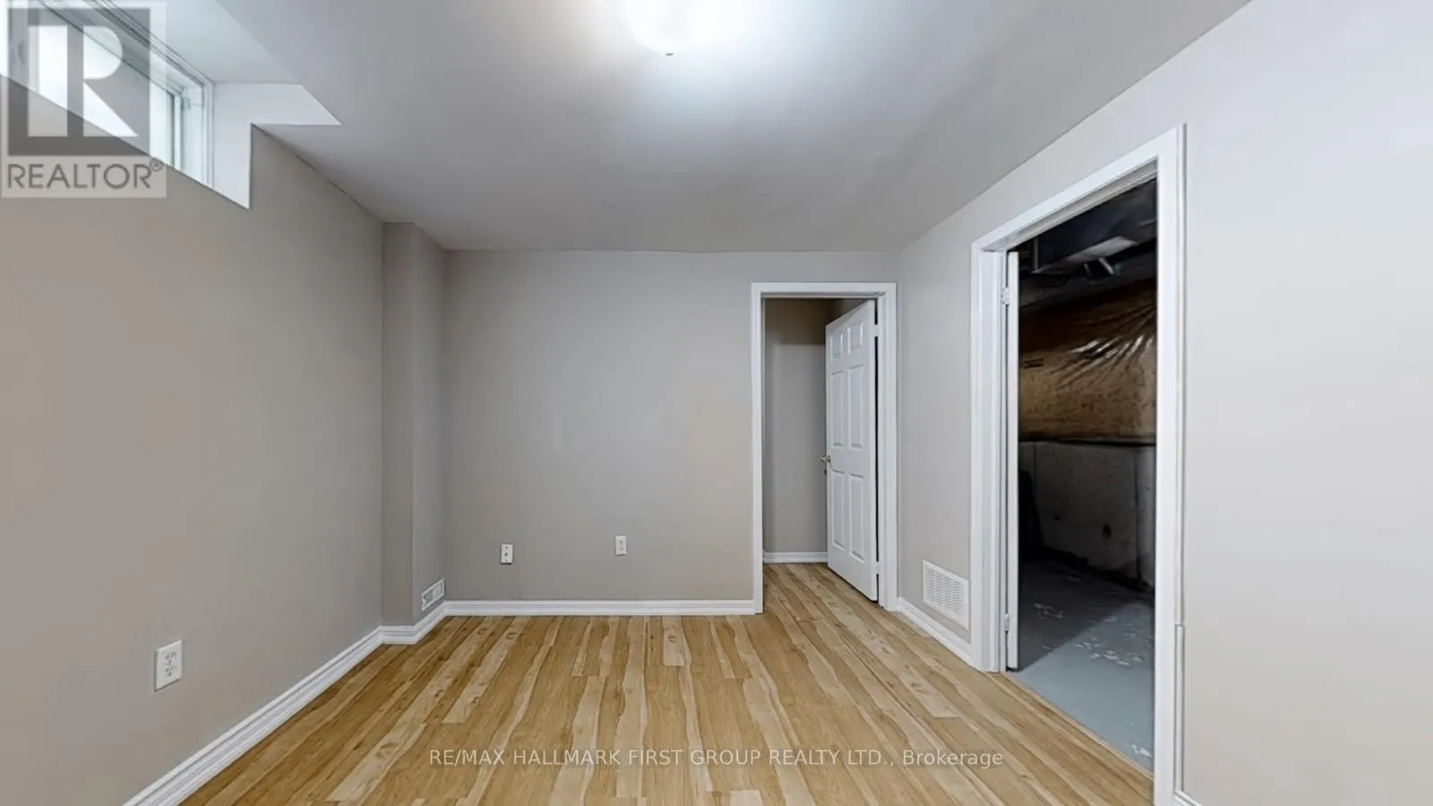39 ROBIDEAU PLACE
