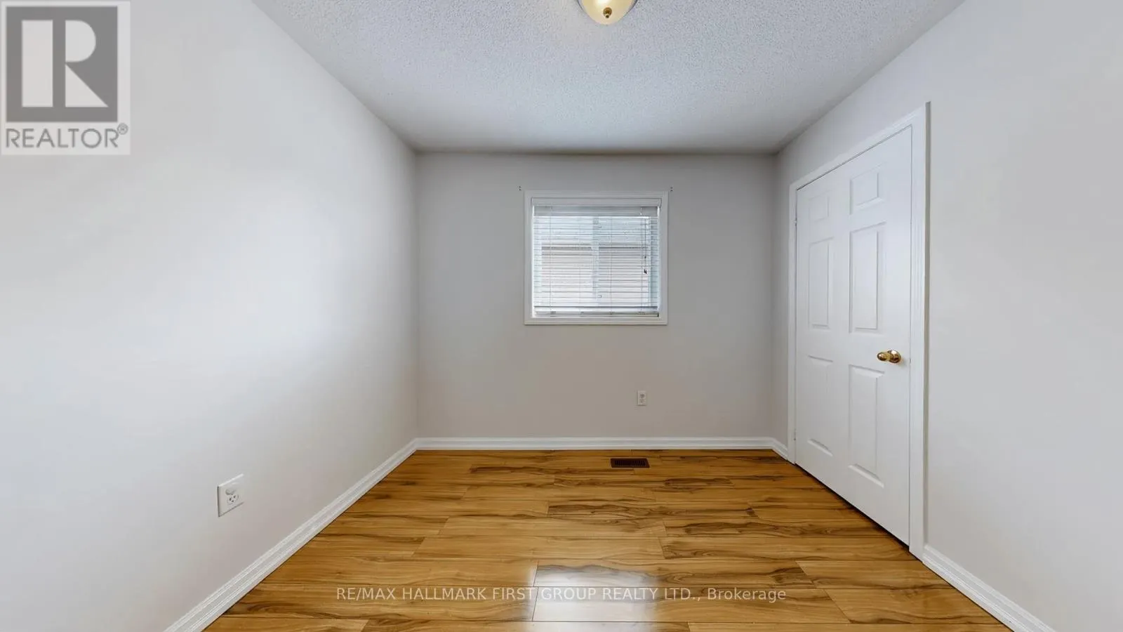 39 ROBIDEAU PLACE