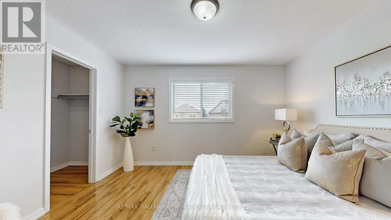39 ROBIDEAU PLACE