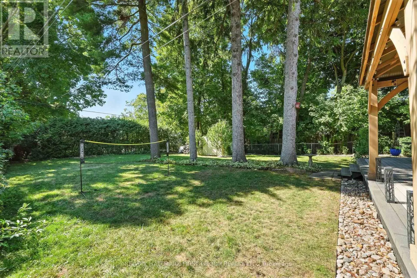47 SHERWOOD ROAD E