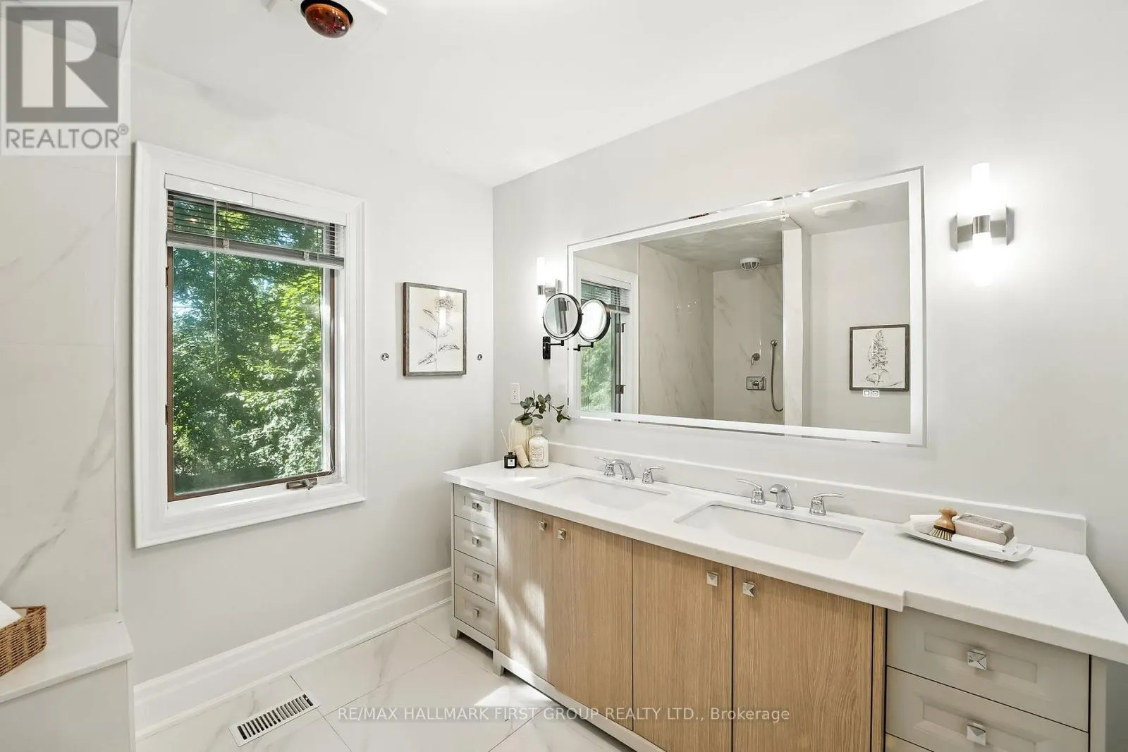 47 SHERWOOD ROAD E
