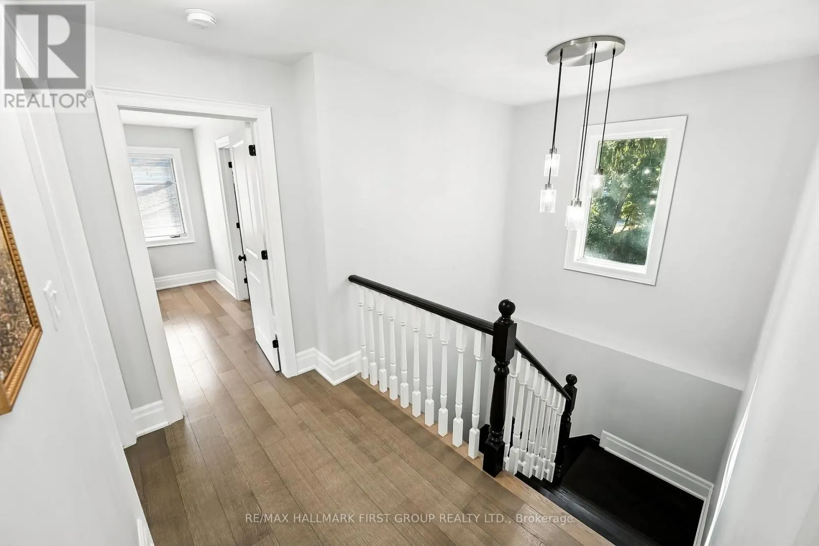 47 SHERWOOD ROAD E