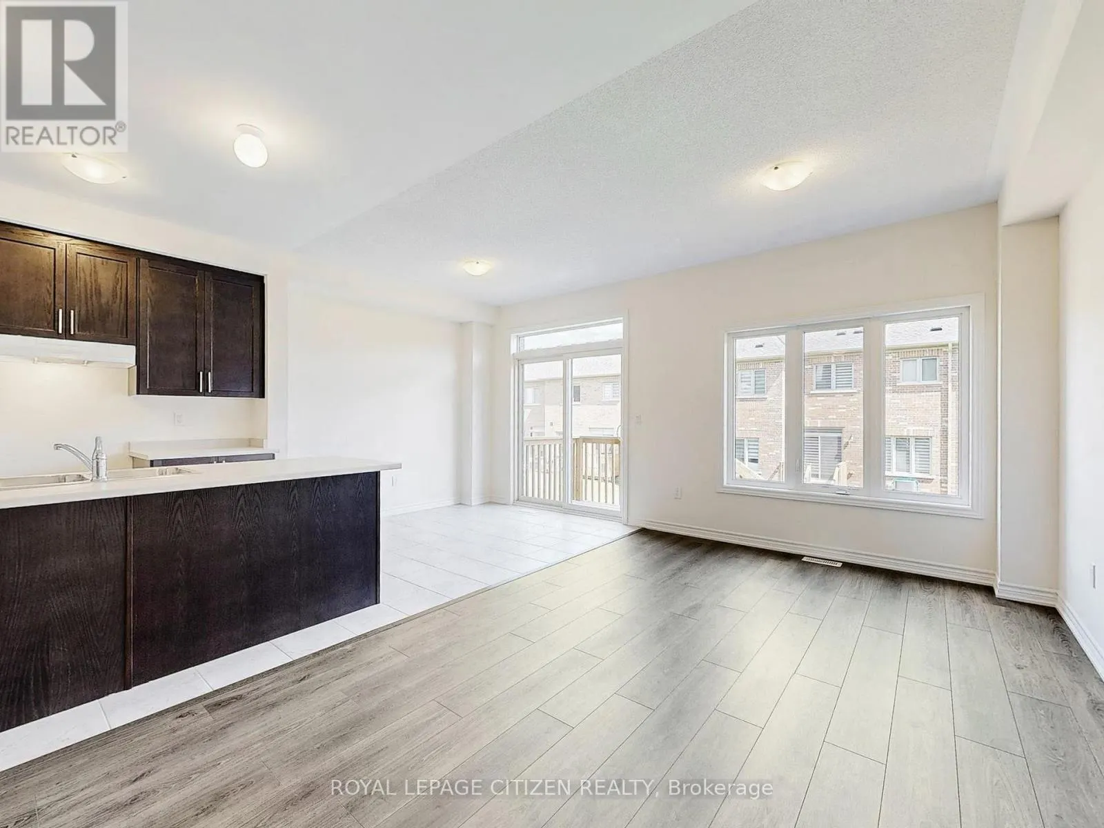 105 NORTH GARDEN BOULEVARD