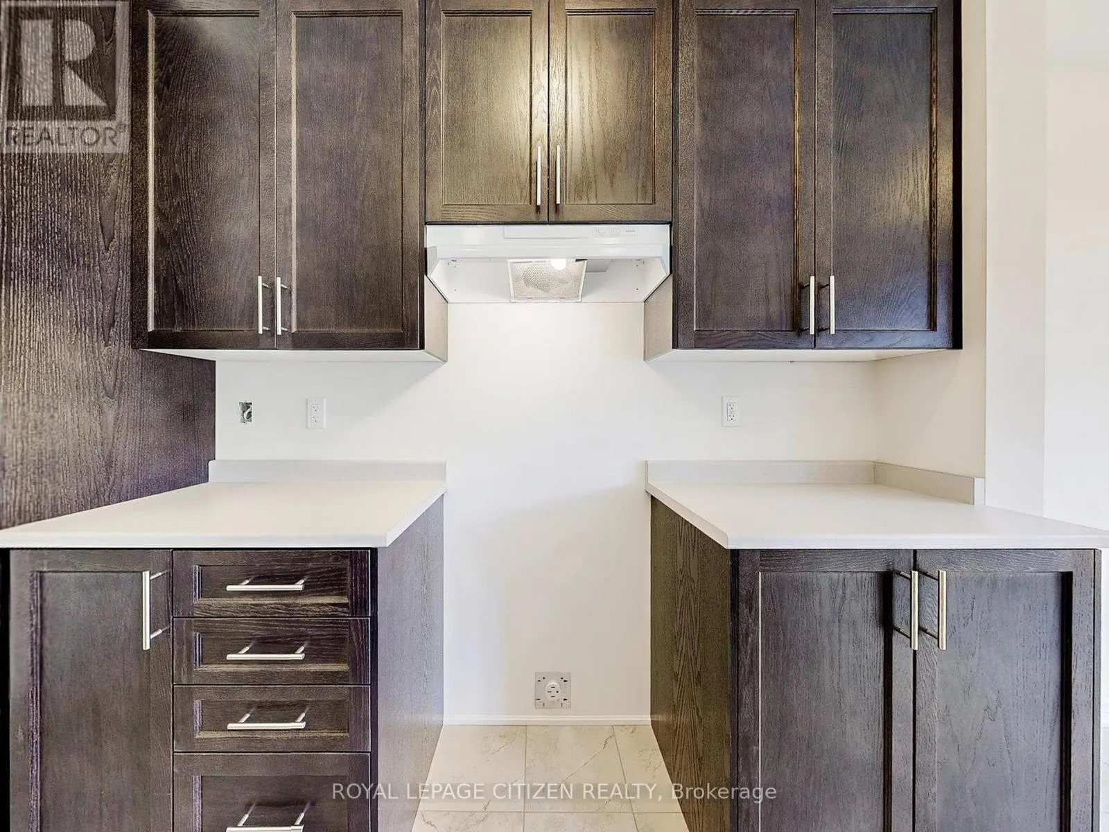 105 NORTH GARDEN BOULEVARD