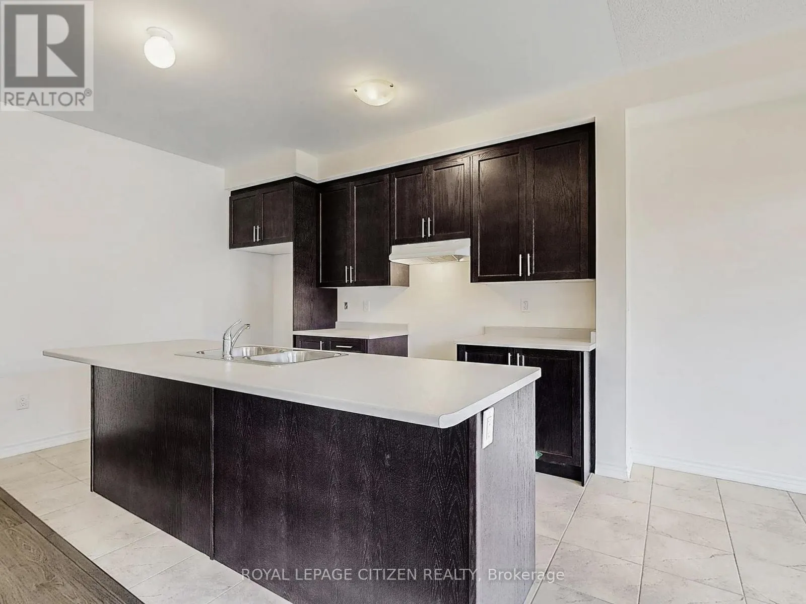 105 NORTH GARDEN BOULEVARD