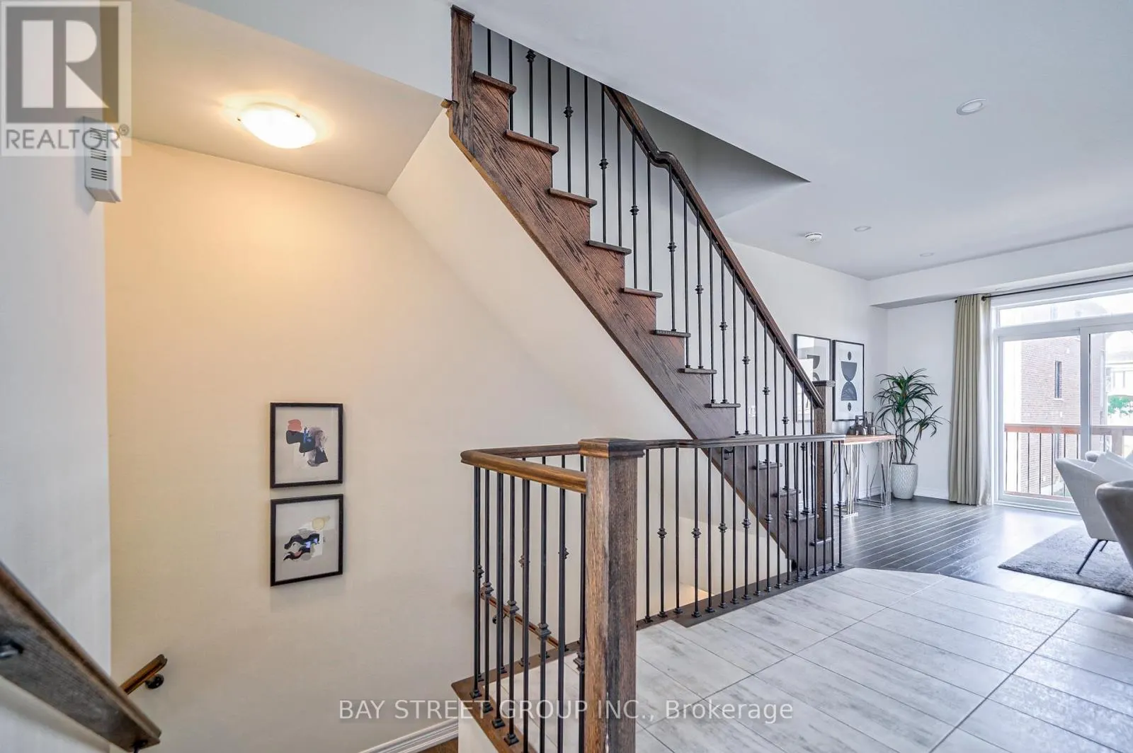 86 DORIAN DRIVE