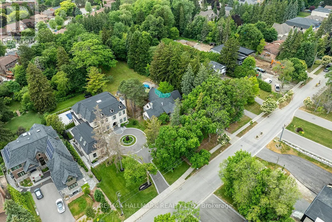 1382 ROUGEMOUNT DRIVE