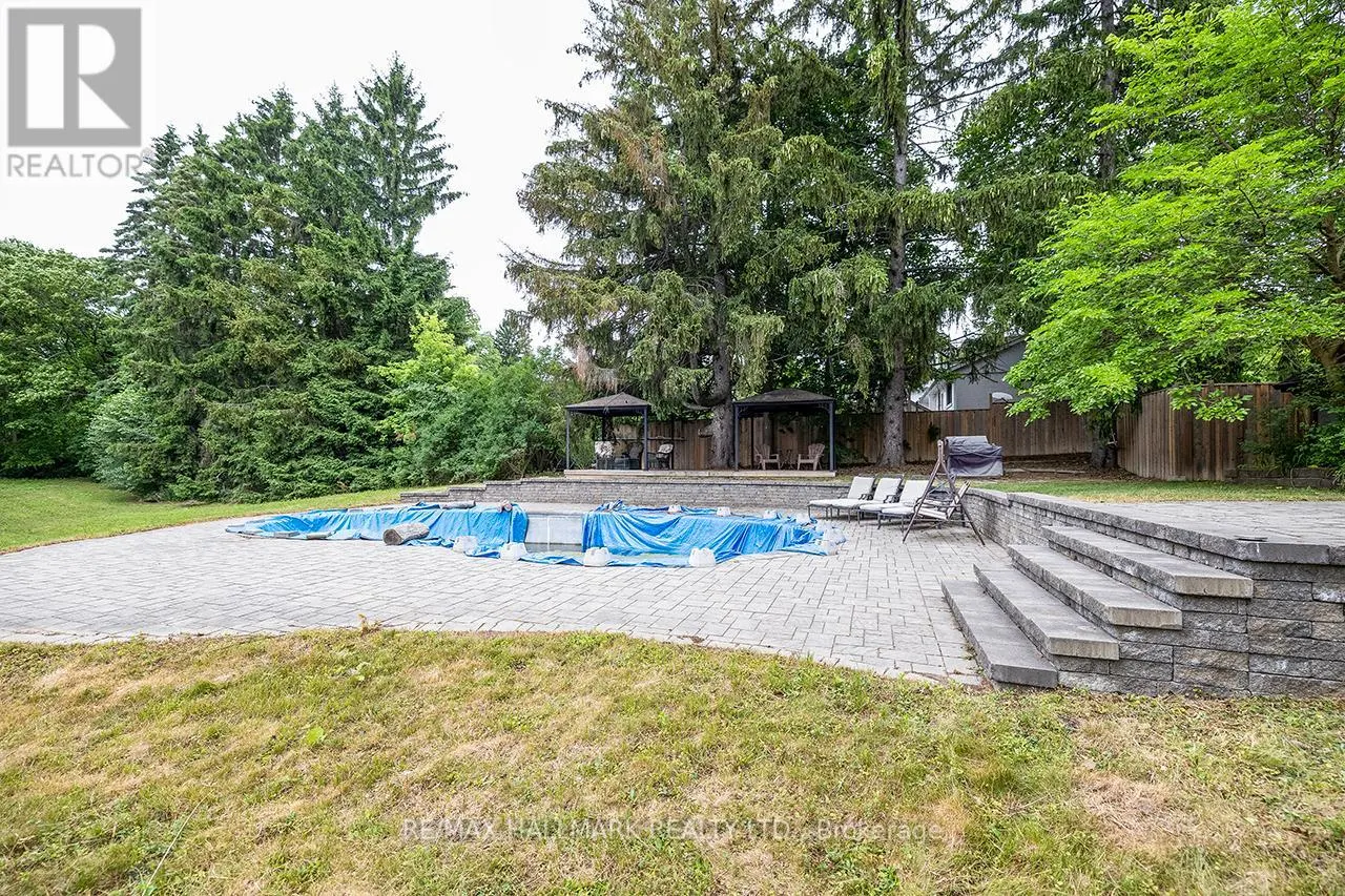 1382 ROUGEMOUNT DRIVE