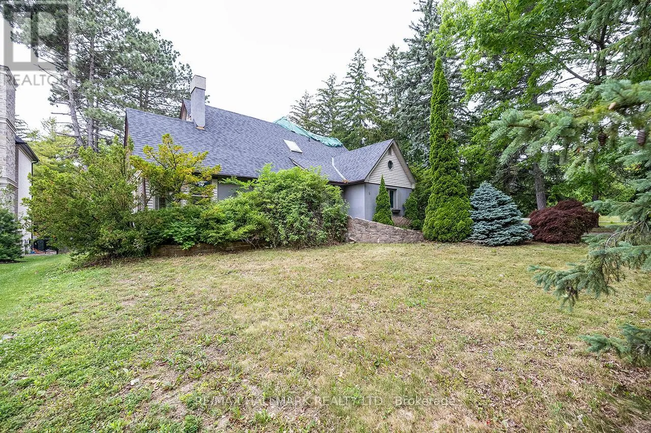 1382 ROUGEMOUNT DRIVE