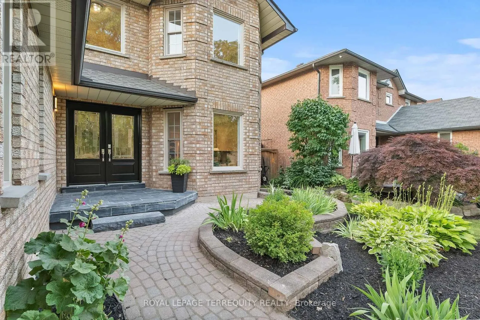 77 INGLEBOROUGH DRIVE