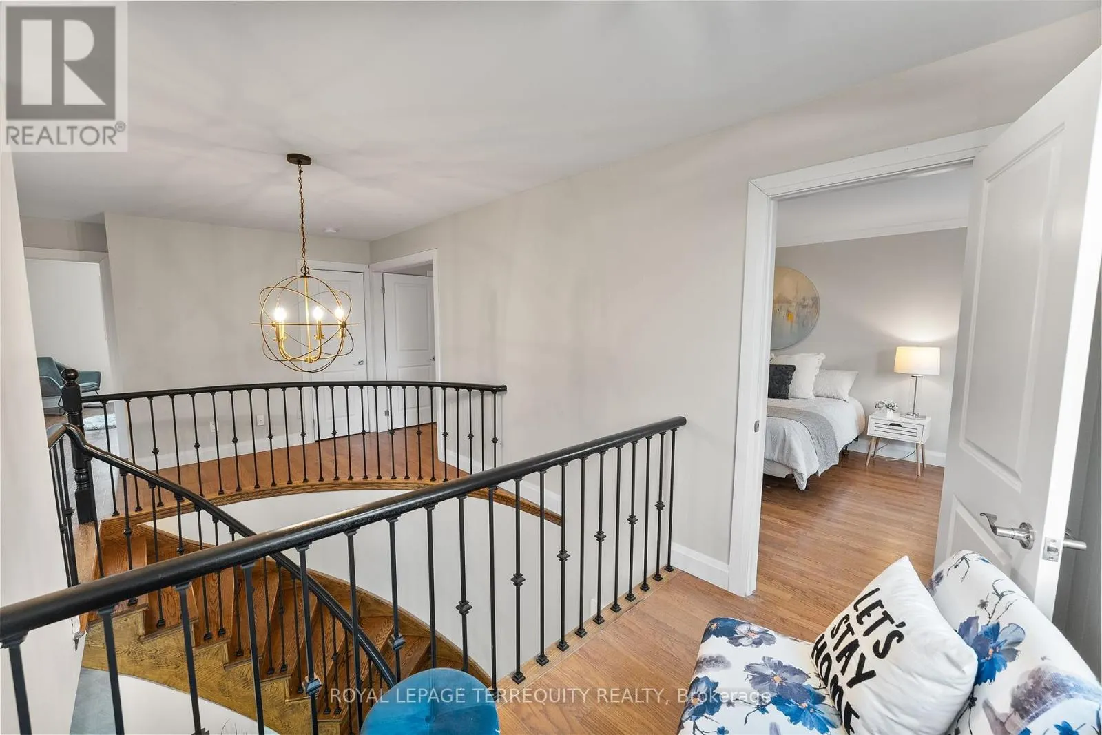 77 INGLEBOROUGH DRIVE