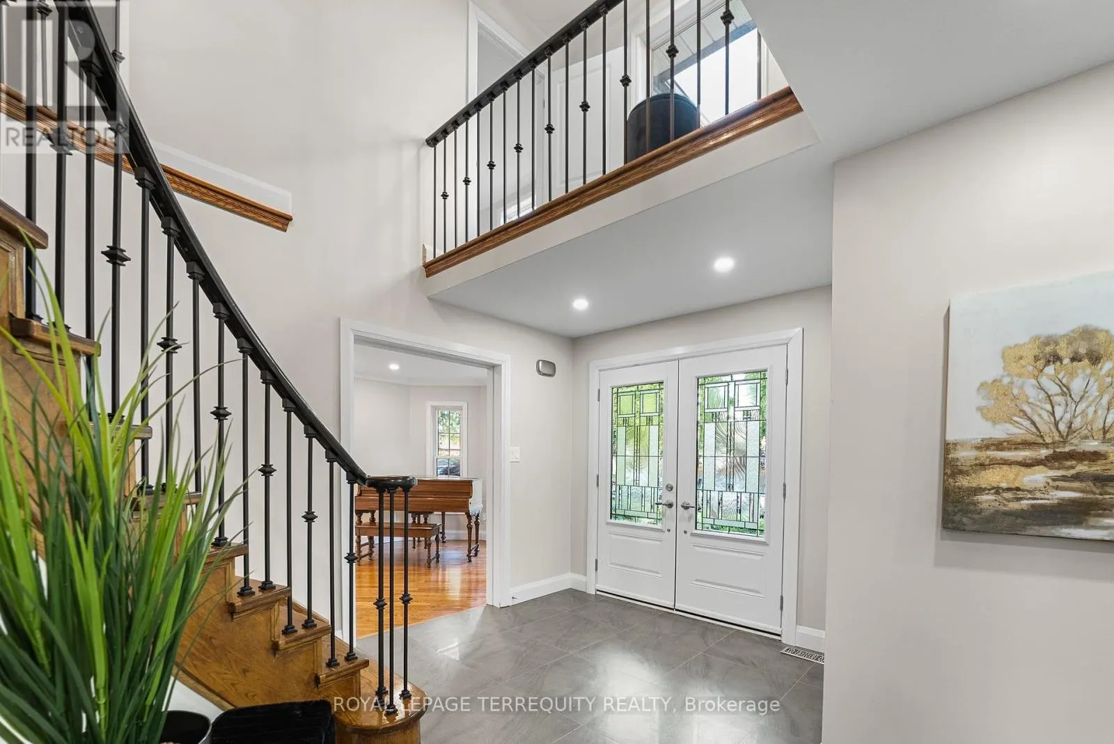 77 INGLEBOROUGH DRIVE
