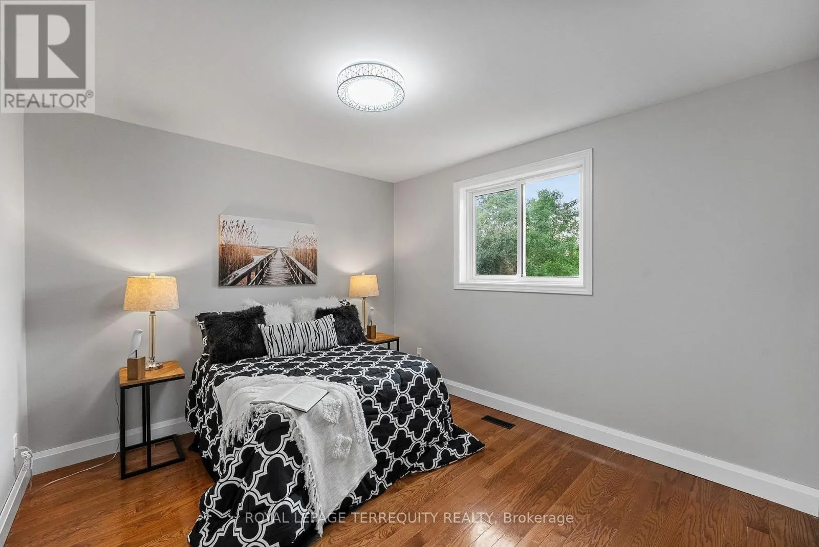 77 INGLEBOROUGH DRIVE