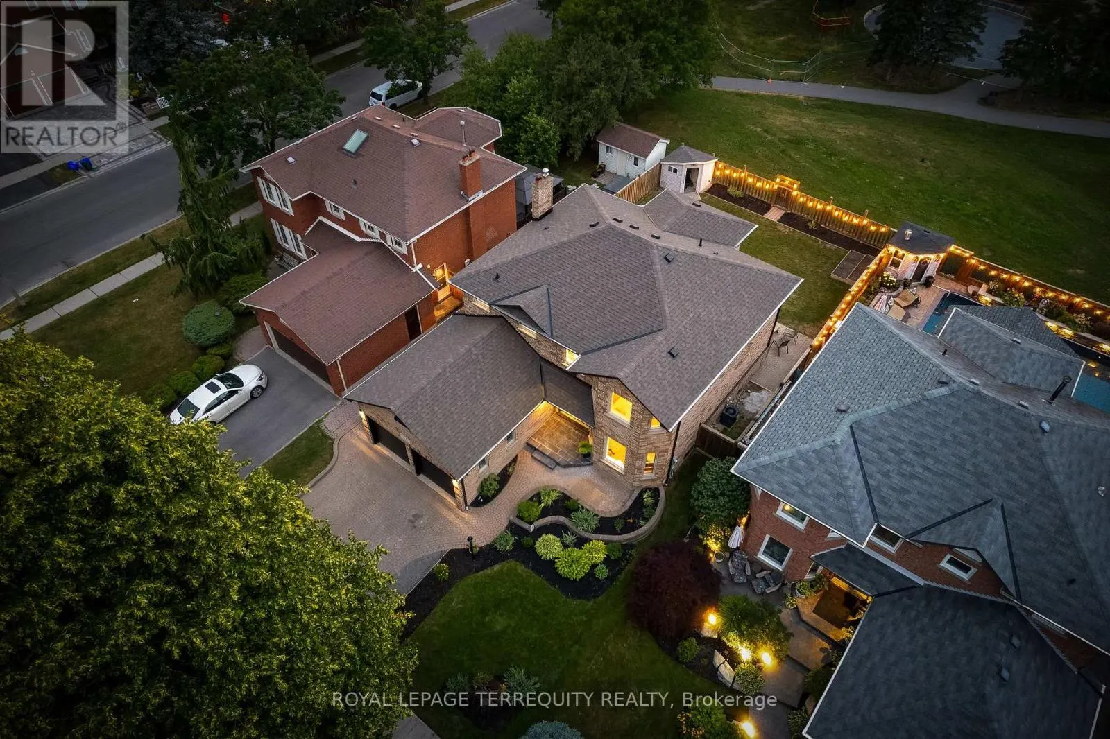 77 INGLEBOROUGH DRIVE