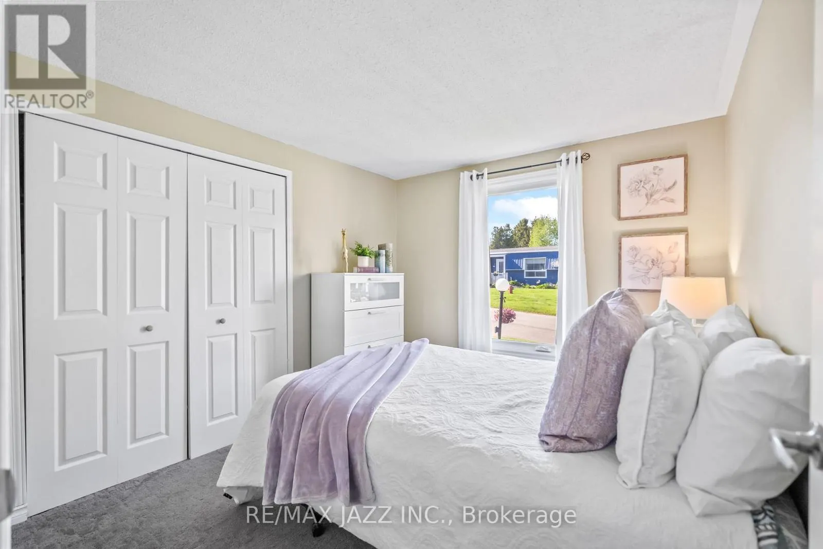 15 BLUFFS ROAD