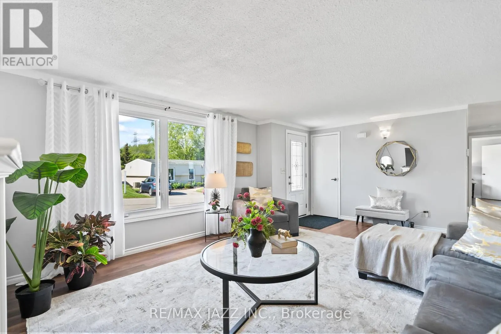 15 BLUFFS ROAD