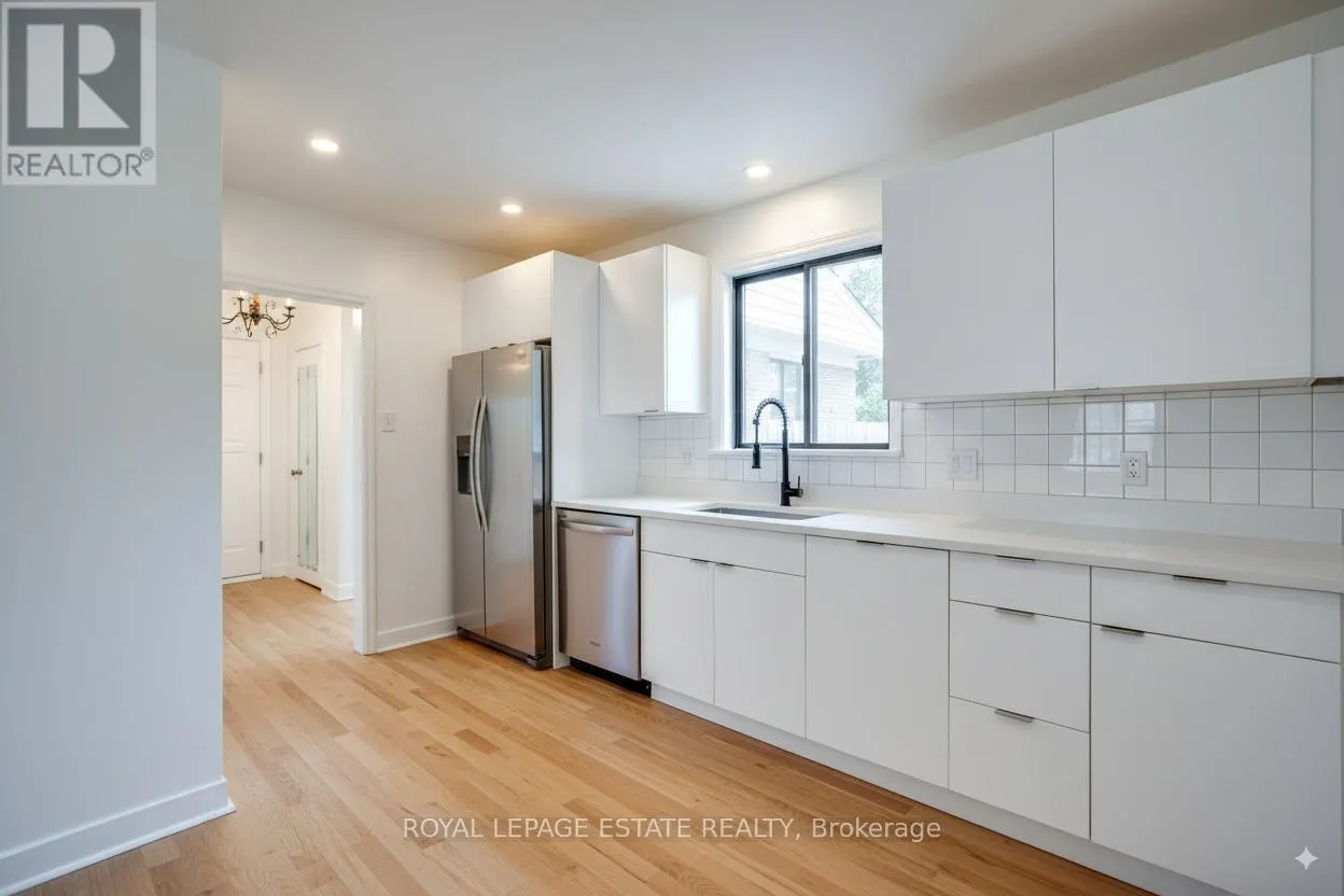 132 BUDEA CRESCENT
