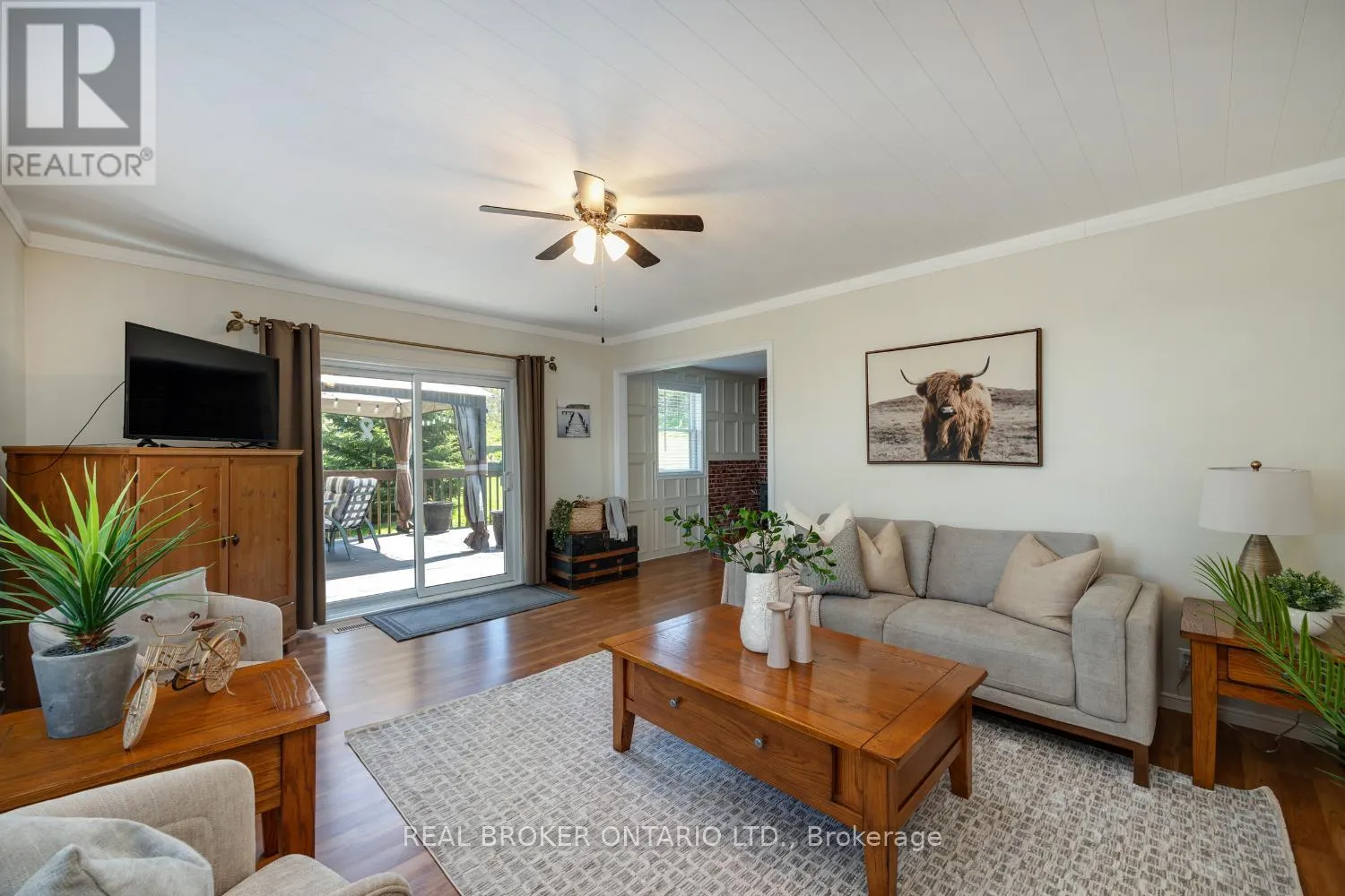 2359 BASELINE ROAD W