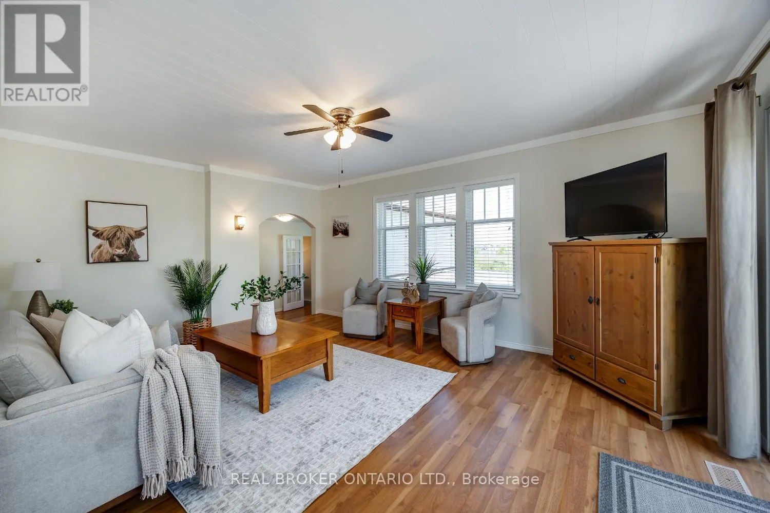 2359 BASELINE ROAD W