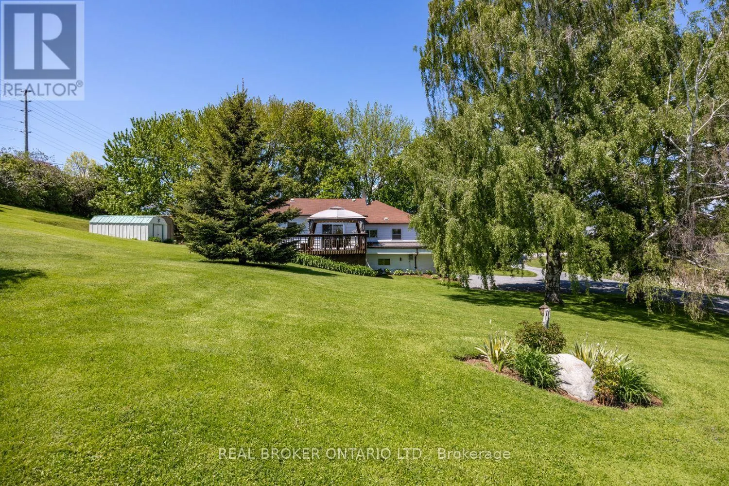 2359 BASELINE ROAD W