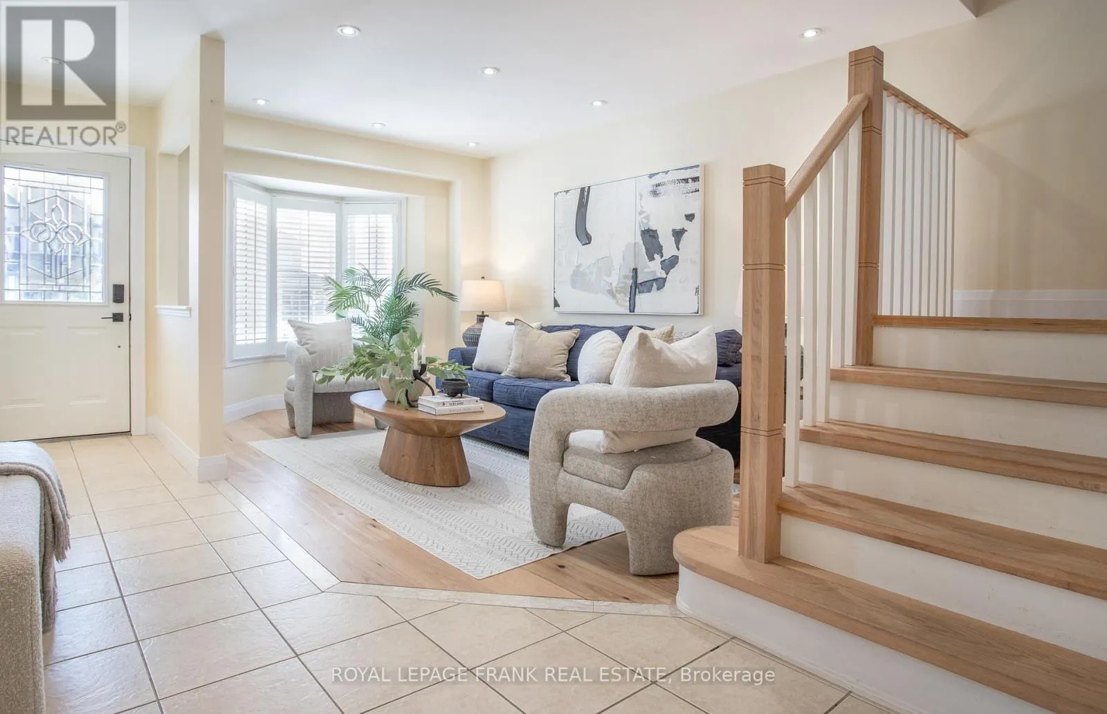 4 SETTLERS COURT