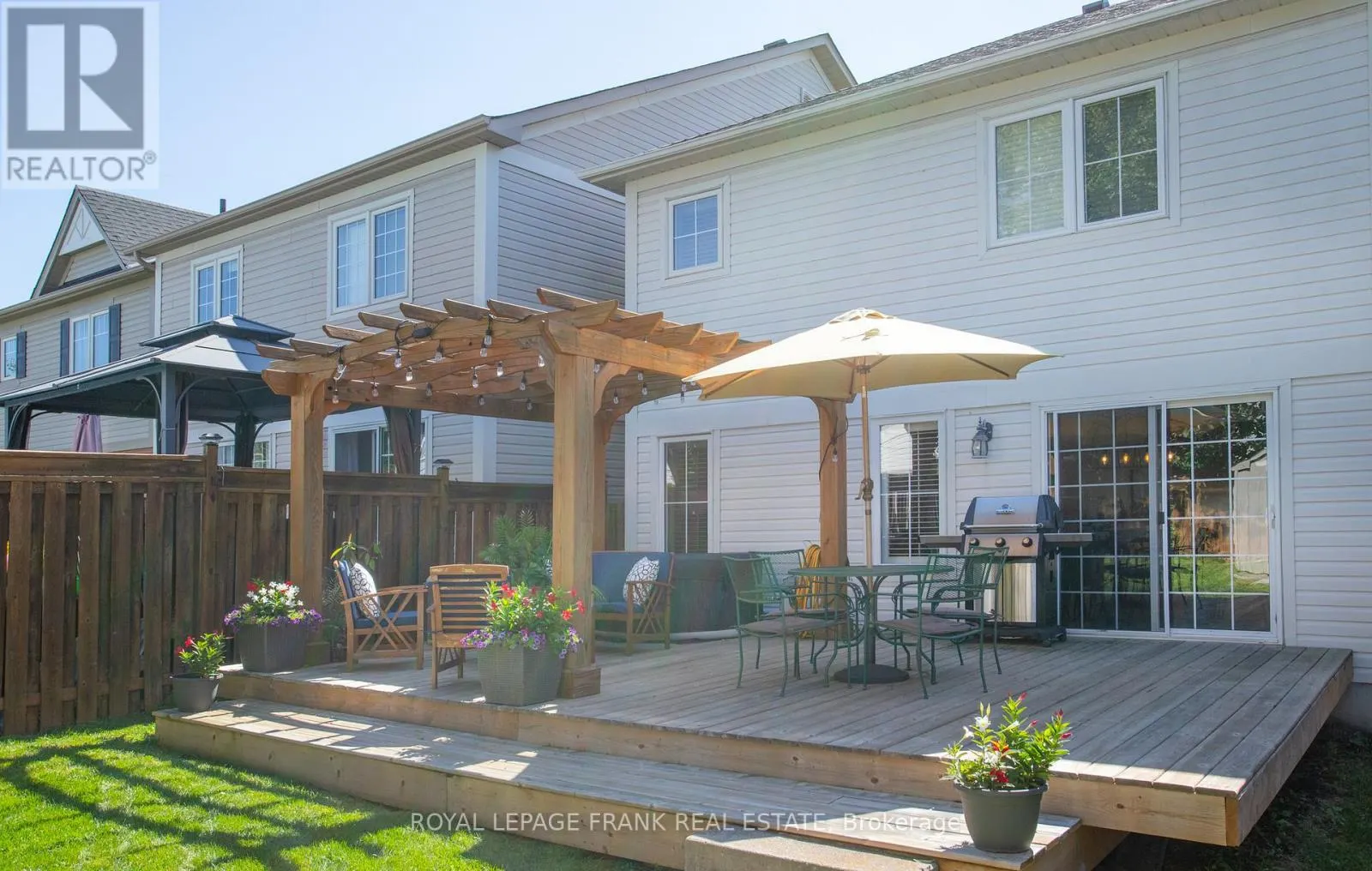 4 SETTLERS COURT