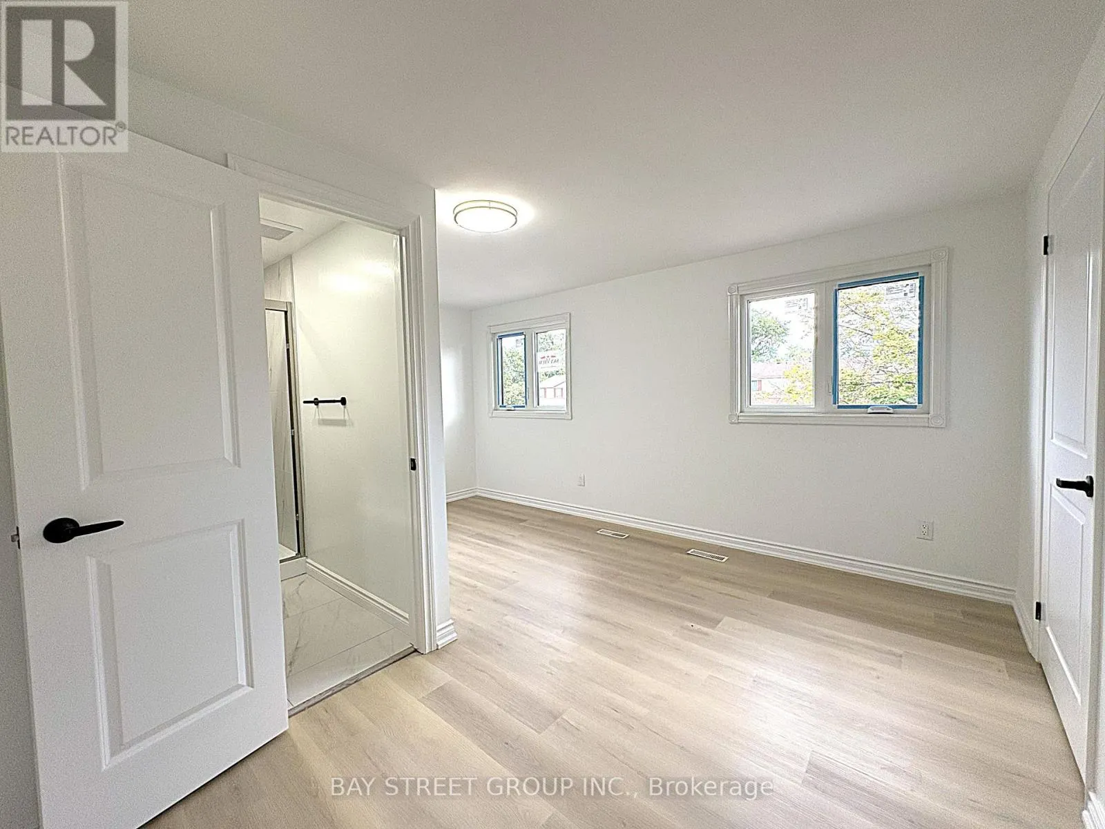 9 TRURO CRESCENT
