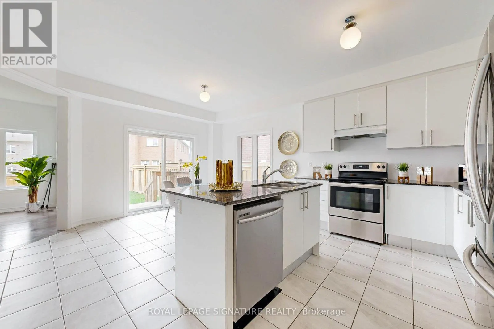 137 ELEPHANT HILL DRIVE