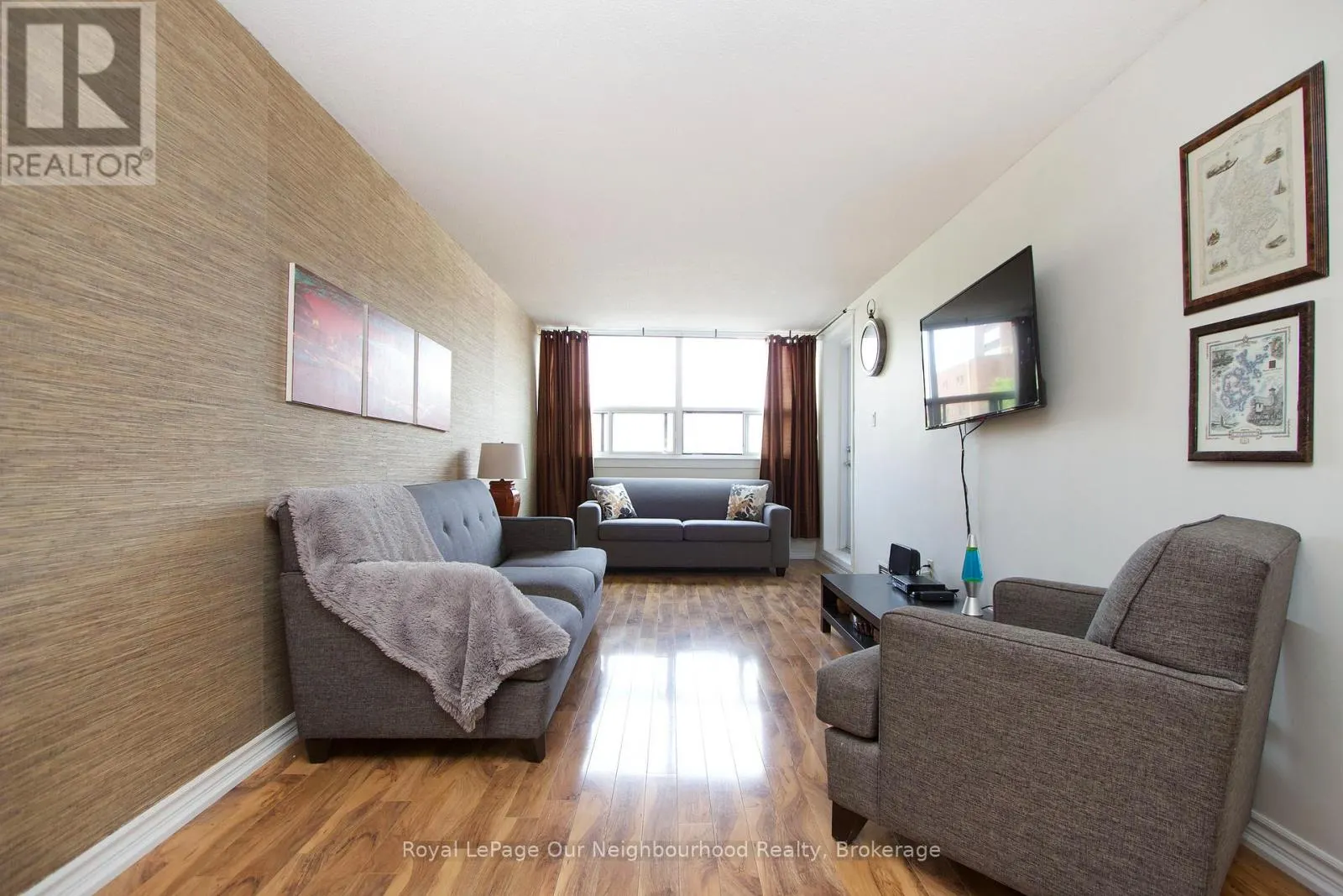 203 - 80 ATHOL STREET E, #203